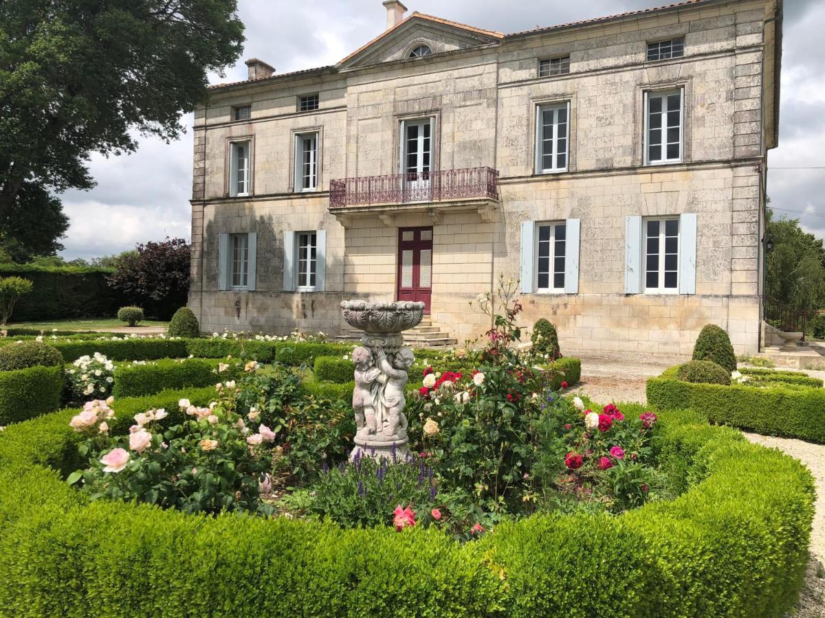 Les Croque-Notes, Chambres Et Table D'Hotes Lorignac Kültér fotó